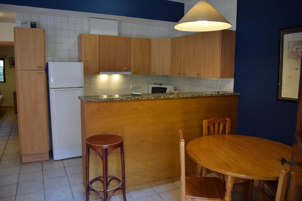 Apartaments Bizanti Sant Marti d'Empuries Exterior photo